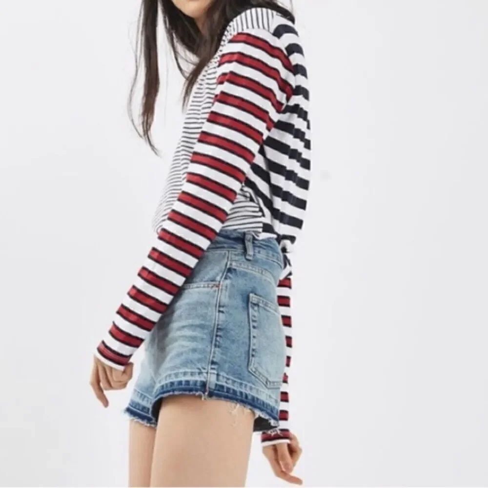 Topshop Moto Mom High Rise Blue Distressed Denim Shorts Boho Modern